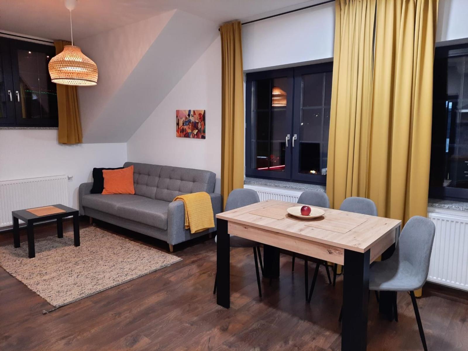 Apartament 515 シクラルスカ・ポレンバ エクステリア 写真